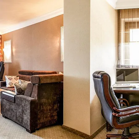 M Hotel 3*