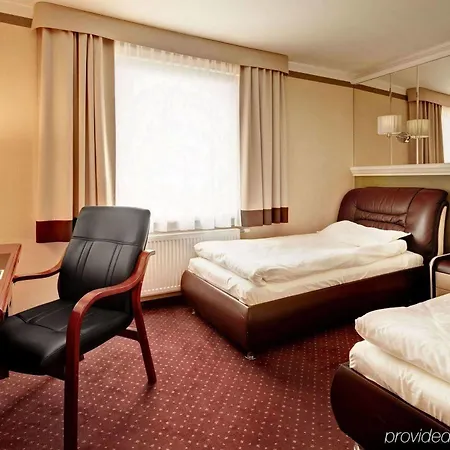 M Hotel 3*